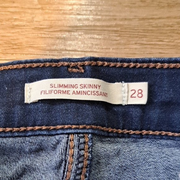 Levi's Slimming Skinny Blue Jeans - Picture 3 of 6